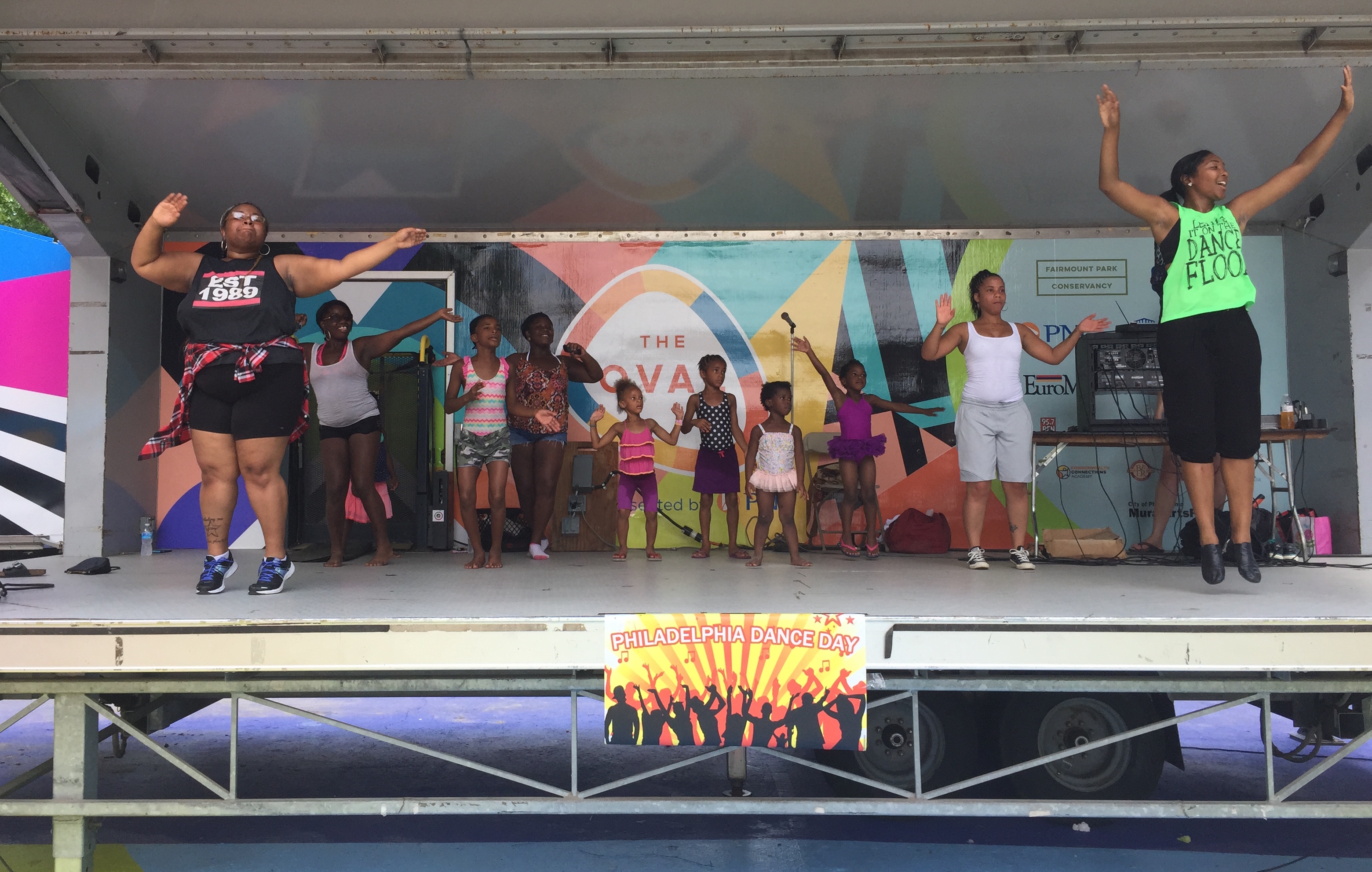FREE Outdoor Dance Day Preview on July 17!